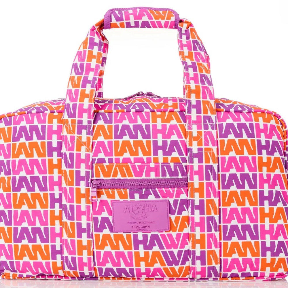 Aloha Collection Hawaiian Airlines Weekender Duffle Bag Limited Exclusive NWT